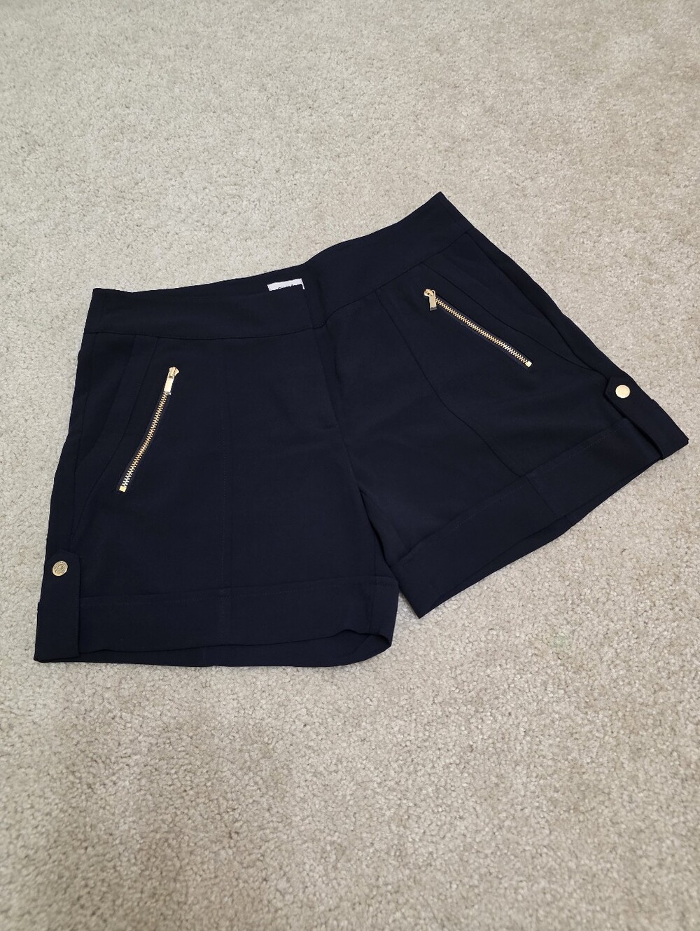 Cache Navy Gold Zip-Pocket Women’s Shorts 6‎